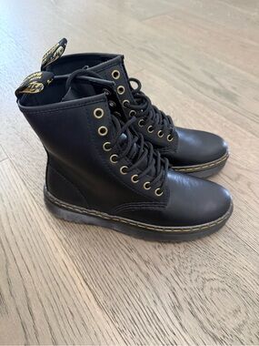 NWOT Dr. Martens Zavala Black Leather
Combat Boots Womens Size 6 /
Mens Size 5